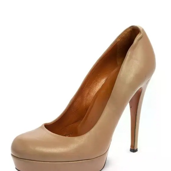 Gucci Womens Nude Leather Heeled Pumps - Picture 2 of 7